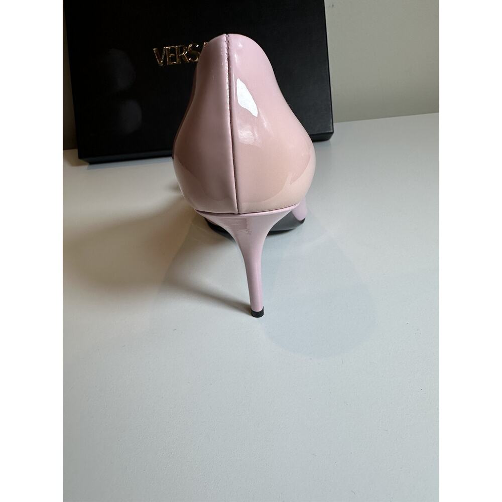Authentic Versace Pink Patent Leather Pointed Toe Heels Medusa Size 38.5 - Picture 5 of 12